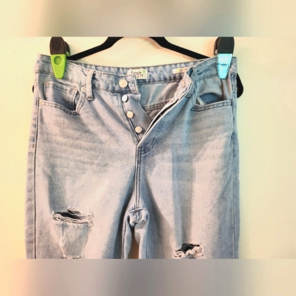 Simple Society High Rise Boyfriend Jeans in‎ Light Blue Denim (Size 5)